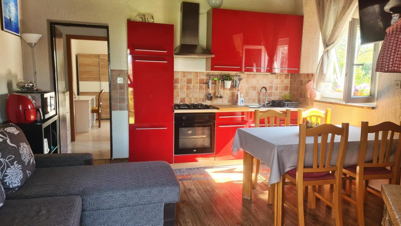 Apartman Kos Rosini Eksteriør billede