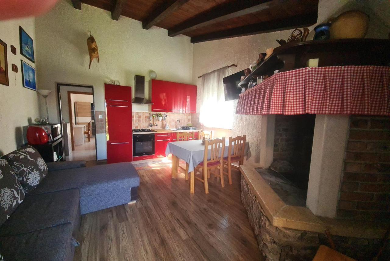 Apartman Kos Rosini Eksteriør billede