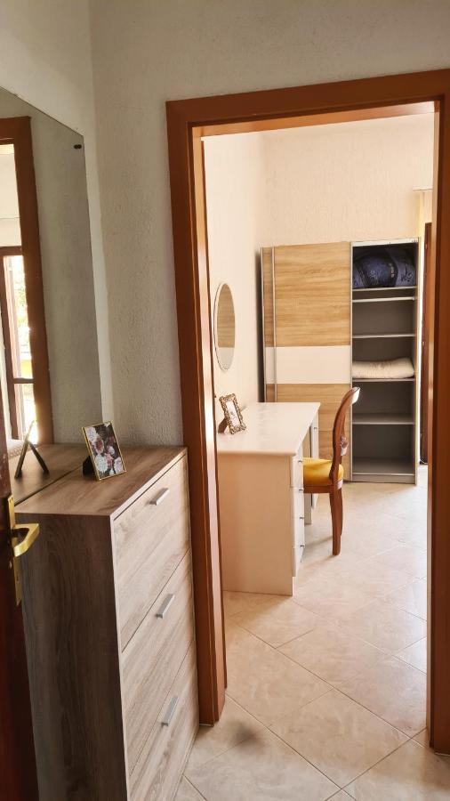 Apartman Kos Rosini Eksteriør billede